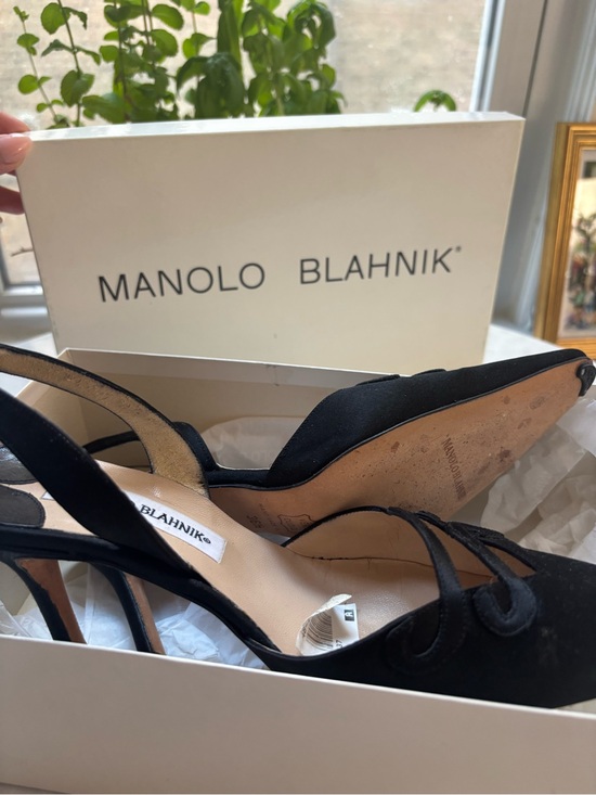 Manolo Blahnik Shoes - Manolo Blahnik Black Slingback Pumps